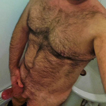 Roger som är ständigt kåt söker en kvinna i Göteborg