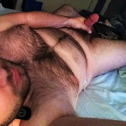 Teddy söker en sugen tjej som vill ha en sexträff ikväll