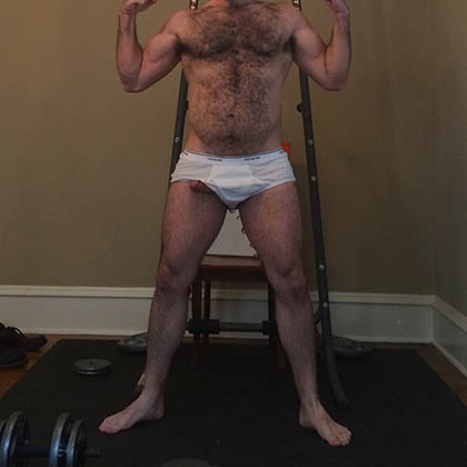 Kalle är en välutrustad mansom söker en yngre tjej