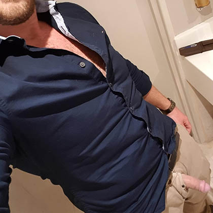 Charlie verkligen älskar sex