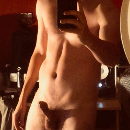 Hampus söker en smärt och sexig tjej