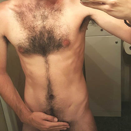 Jonatan älskar att slicka fitta